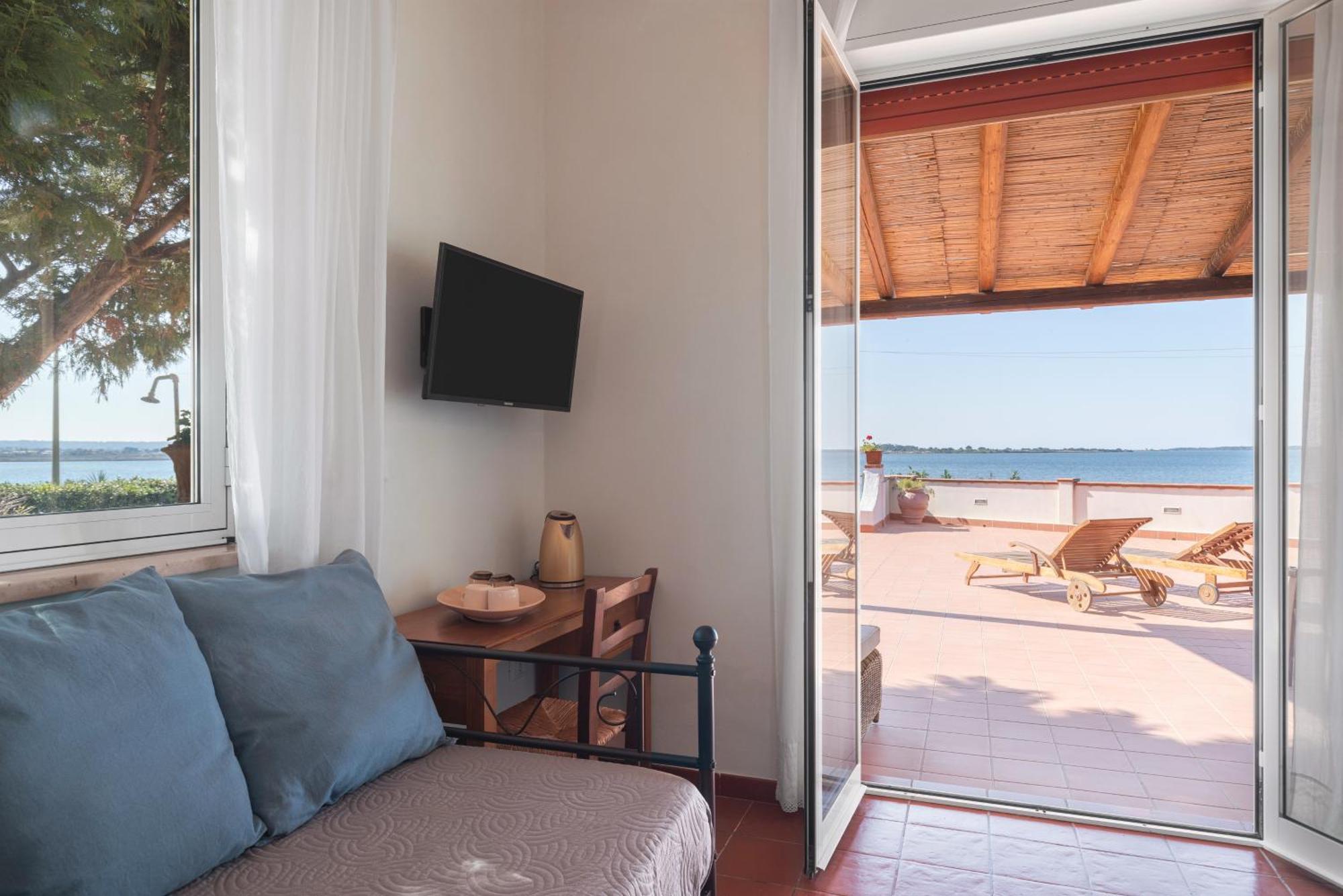 Laguna Dei Fenici Bed & Breakfast